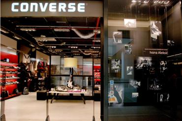 Converse shop